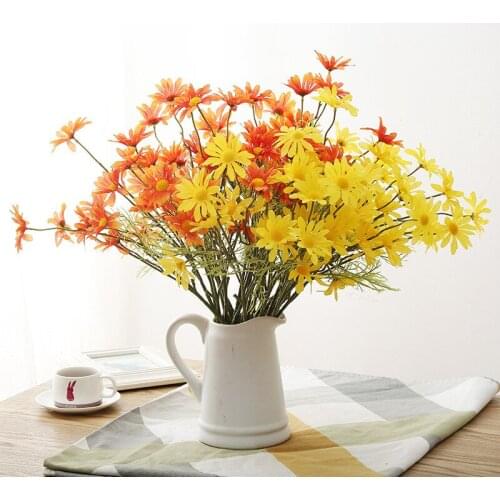 Artificial Flowers 5 Head Dutch Chrysanthemums Simulation Small Daisies Home Wedding Decoration Silk Fabric Fake Flowers