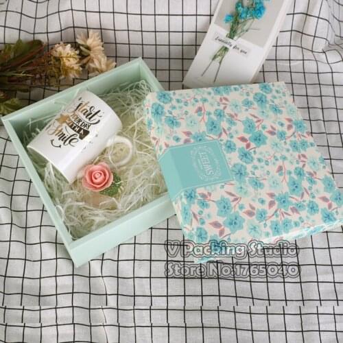 20*20*6.5cm Blue flower Mooncake Candy biscuit box,Toy birthdays gift box,Party Wedding Favors giveaway Gift Boxes 50pcs/lot