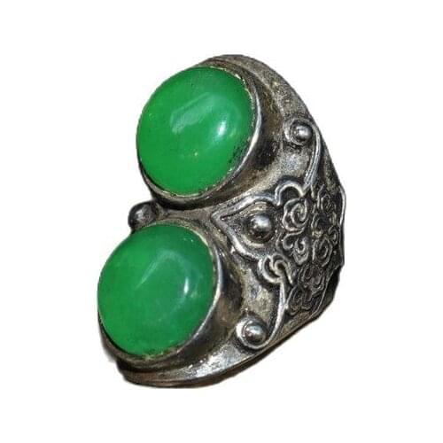 China Old Tibetan Silver Inlaid Ice Emerald Ring