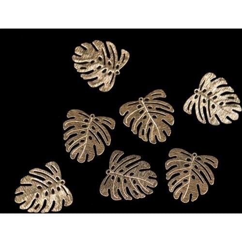 22*21mm Brushed Brass Single Hole Hollow Leaflet Fashion Small Ornaments Jewelry Accessories are used to make womens jewelry