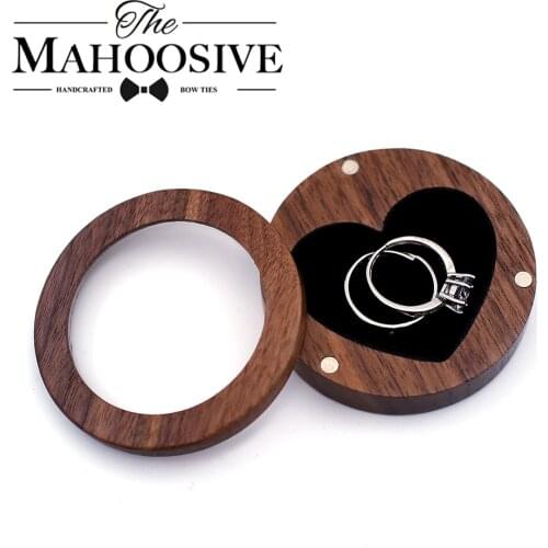 Personalized Round Shape Walnut Wooden Jewelry packaging box wedding ring box Proposal Engagement Ring box engraving