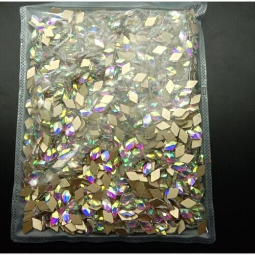 Super Glitter 1440cs/bag Wholesale Rhombus Nail Rhinestones For Nails Flat Gold Bottom Glass Diamond Stones Nail Art Decoration