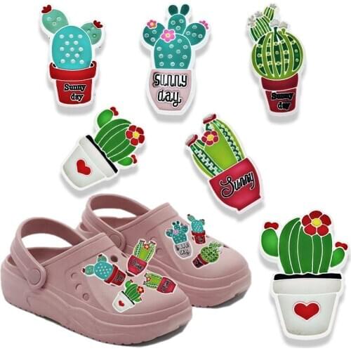 10Pcs Fluorescence Cactus Plant PVC Shoe Charms Shoes accessories Buckle Fit Bands Bracelets Croc JIBZ Kids X-MAS Gift