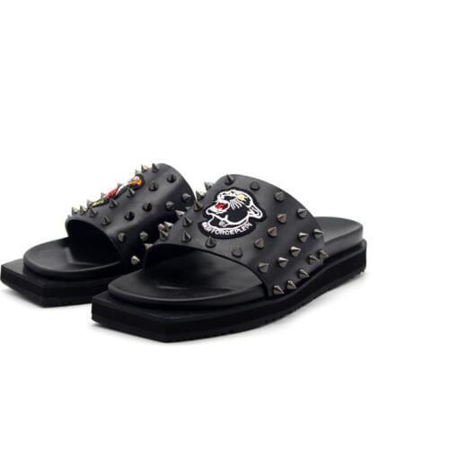 Mens Slippers flip flops Flat Rivet punk Fashion Outside non-slip Sewing Men Shoes cow leather Thick soles slippers Flat head