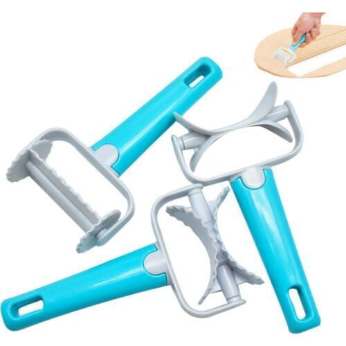 3pcs/Set Pie Mold Plastic Spatula Round Cookie Cutter Rolling Biscuit Cutting Pastry Blade Circle Dough Cutter Mold Maker