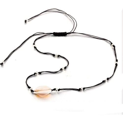 Women Shell Choker Necklaces Puka Chips Leather Adjustabale Girl Bohemian Hawaiian Natural Seashell Faux Pearl Jewelry