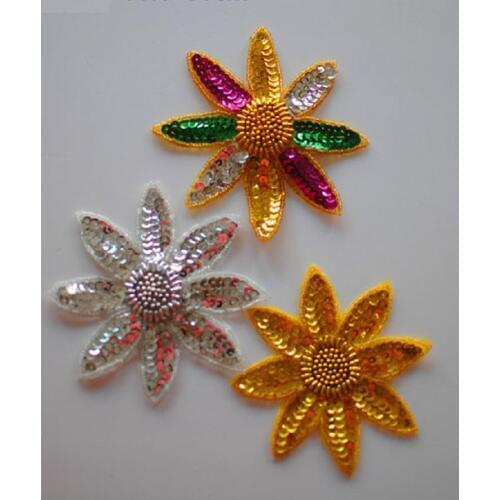 YACKALASI 20 Pcs/Lot Gold Silver Sequined Appliques Floral Beading Hair accessory Cosplay Flower Patches 12cm*12cm