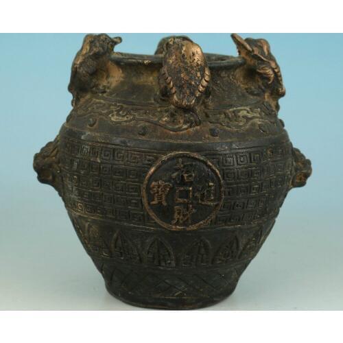 Elaborate China Old Bronze Decoration Crocodile Dragon Statue Pot / Jar