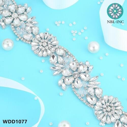 30pcs) Wholesale bridal hand beaded silver crystal rhinestone applique iron on sew on for wedding dress WDD1077