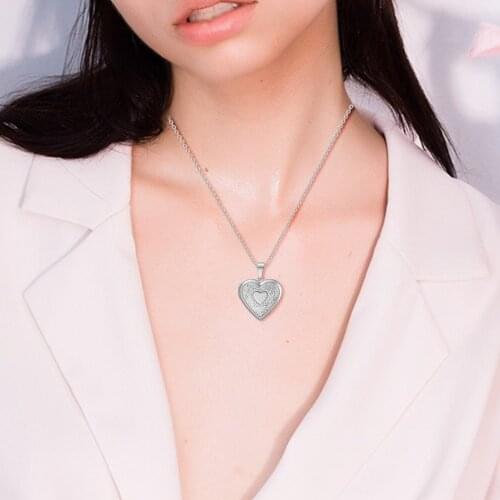 Unique Carved Design Heart-shaped Photo Frame Pendant Necklace Charm Openable Locket Necklaces Women Men Memorial Jewelry