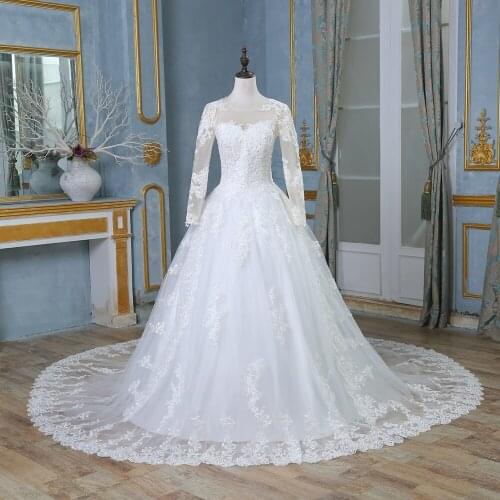 2021 New Luxury Ball Gown Bridal Dress Long Sleeve Lace Wedding Dresses O-Neck Beaded Wedding Gowns Royal Train Vestido De Noiva