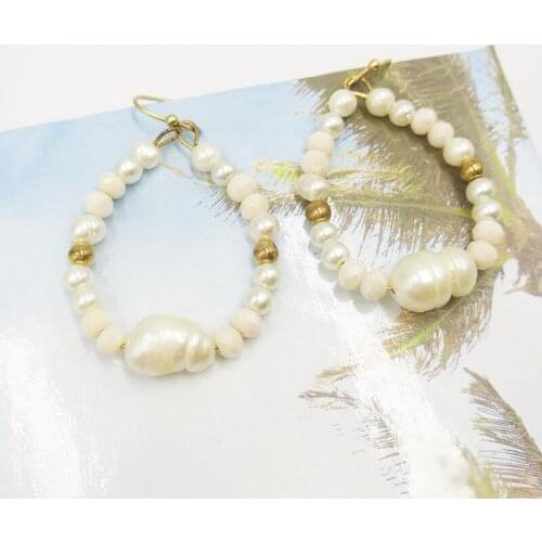 Fashion Statement Jewellery Minimalist White Pearl Hoop Earrings Freshwater Pearl String Earrings For Women