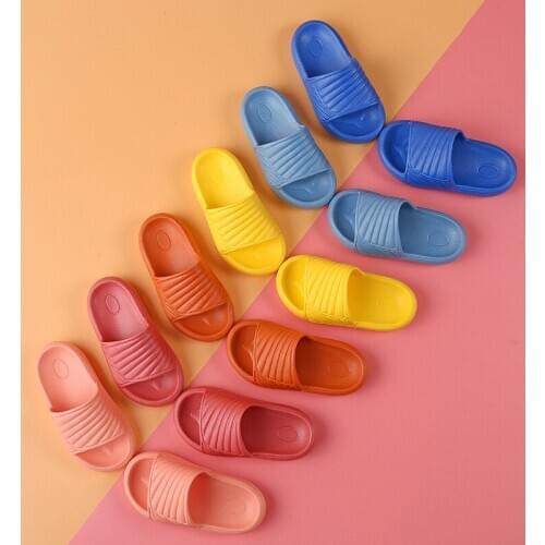 2020 Summer New Childrens Slippers Cute Non-slip Childrens Shoes Indoor Home Non-smelly Soft Bottom EVA Slippers