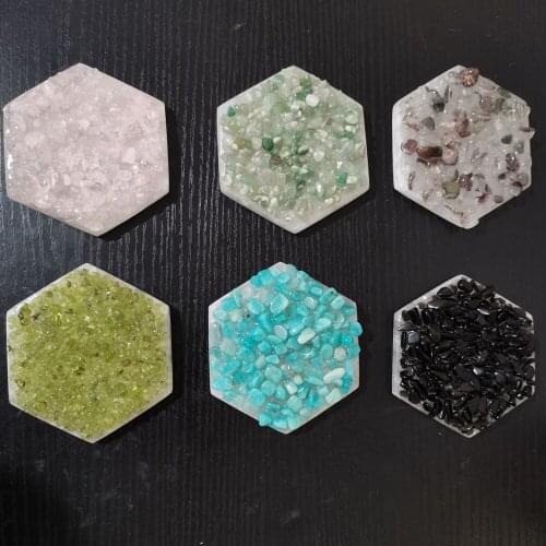 8cm Natural Healing Crystal Coaster Satin Spar Selenite Hexagon Charging Plate With All Kinds Crystals For Home Decora