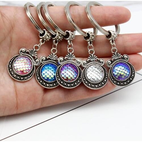 Trendy Mermaid Necklace Shimmery Fish Scale Necklace Fine Mermaid Choker Holographic Dainty Necklace Exquisite Jewelry Unisex