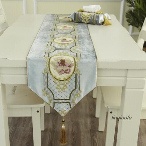 Northern European and American style simple fashion high-end decorative embroidery table flag Bed flag Table runner