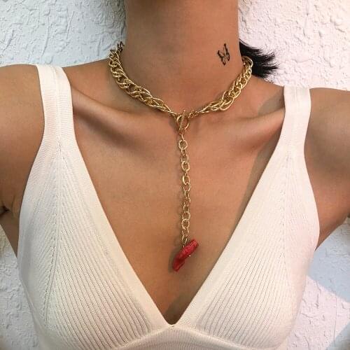 Lalynnly Fashion Red Geometric Pendant Necklace Set Retro Twisted Chain E Letter Chain Choker Necklace Women Neck Jewelry N8643