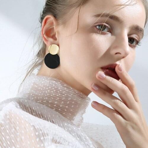 2021 NewHigh Quality Fashion Pearl Ear Cuff Bohemia Small Earcuffs Clip Earrings for Women Wedding Jewelry Girls Party Gift