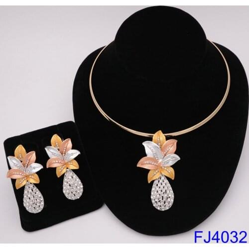 Latest jewelry Bridal Jewelry Sets High quality jewelry Earring and pandant Fashion Costume jewelry for women Party Gift jewelry
