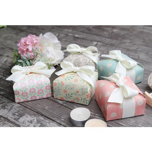 Polka dot green flower pink Paisley paper box for decorations paper bags for candy candy box wedding decorations baking