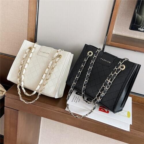 Simple Fashionable Crossbody Bags Novelty Women Shoulder Lipstick Purses And Handbags Luxury Designer Shopper Chains Satchels