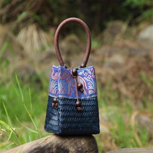 12x15CM Thailand Straw Bag Rattan Bag Hand-woven Women Hand-held Literary Retro Handbag a6100