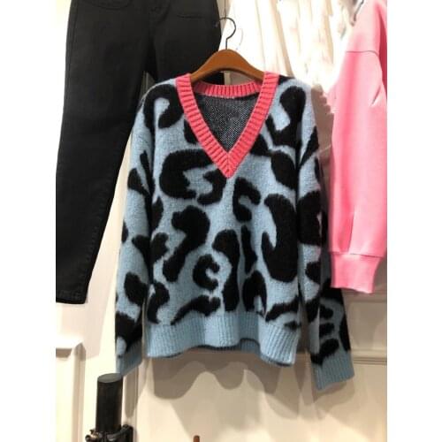 Korobov 2021 New Autumn Women Sweaters Korean Long Sleeve V Neck Hit Color Streetwear Pullovers Office Lady Leopard Print Jumper