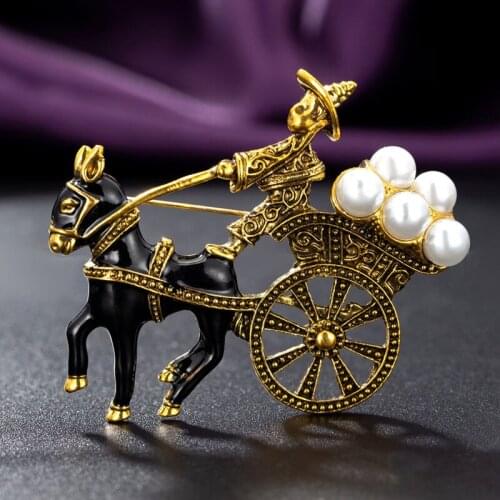 Zlxgirl jewelry antique gold vintage horse car scarf pins for mens gifts nice Enamel animal pearl hijab accessory broches