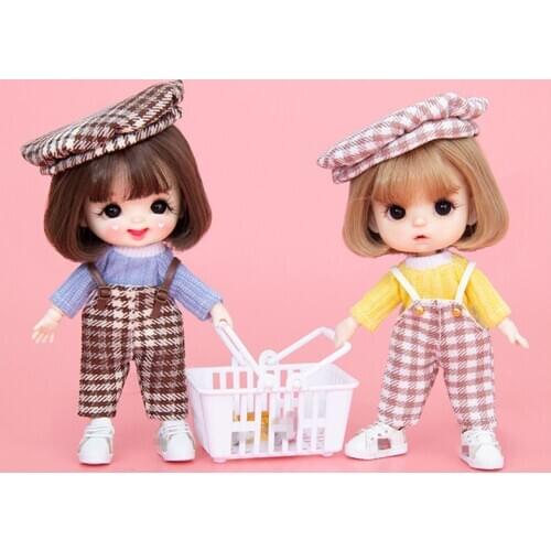 OB11 doll dress size fashion round neck sweater + plaid striped overpants + versatile hat three-piece coffee color suit