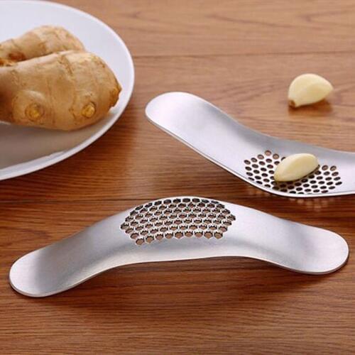 Stainless steel garlic press grinding slicer mincer metal kitchen accessories new design ginger crusher chopper cutter