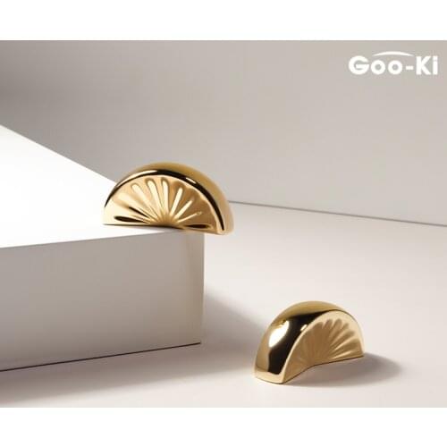 Goo-Ki Gold Orange-shaped Bright Gold Drawer Knobs Affordable Luxury Cabinet Handles Cupboard Door Handle for Furniture Hardware