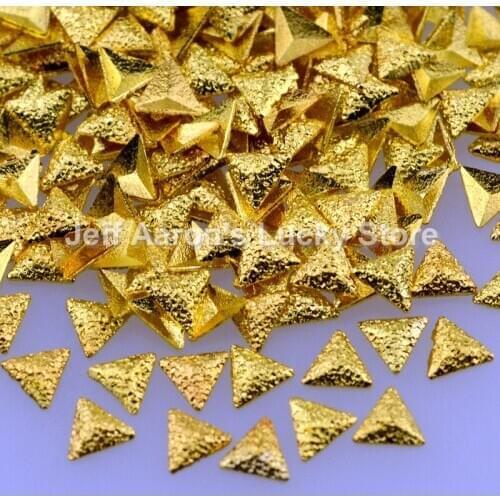 500PCS gold silver frosted metal triangle 3d nail art decorations studs beauty nails accessoires supplies new arrivals DBSJX