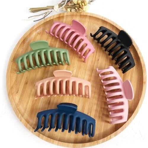 1Pc Hair Claws Solid Color Plastic Hair Grab Clips Women Korean Hair Accessories for Girls Buckle Bath Ponytail Holder
