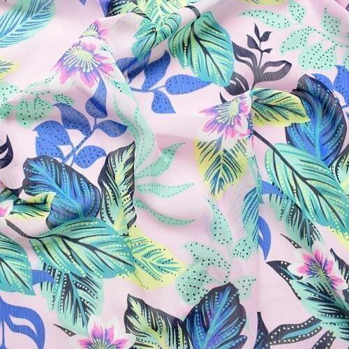 2018 crepe chiffon fabric spring and summer printed fabric pink bottom plant leaves soft