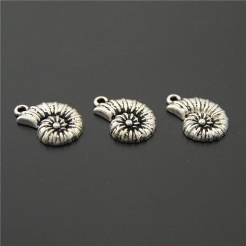 30pcs Spiral Sea Shell European Tibetan Silver Color Beads Charm Pendants Jewelry Finding Pendant Charm Jewelry Accessory A2209