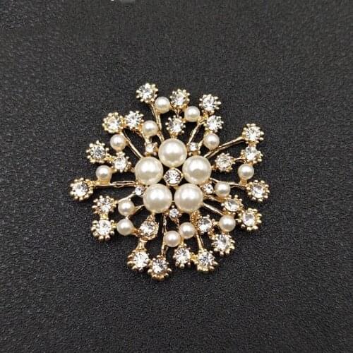 50pcs Flower Pearl Crystal Rhinestone Appliques Buckle strass Jewelry Button Brooch Wedding Invitation Hairpin Hair Clip Decor