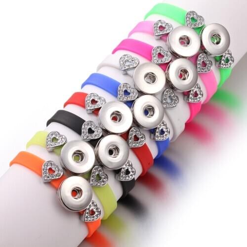 New Snap Jewelry Silicone 8mm Rubber Leather Snap Button Bracelet for Women Children Stainless Steel Love Cross Charms Bracelet