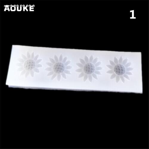 Four Leaves Grass Shape DIY Jewelry Pendant Epoxy Mold Phone Case Decoration Translucent Molds Cake Fondant Silicone Mould