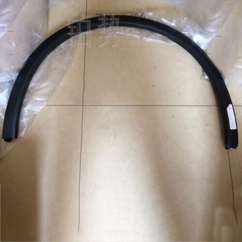 Car Wheel trim cover 2011-2018Por sch eCa yen ne 3.0T 4.8T Wheel eyebrow Wheel protection plate Splash plate assembly