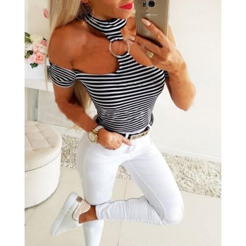 Summer Women Sexy Tee Shirt Black Metal Ring Halter Skinny Slim Tops Women Hollow Out Solid Color Backless Tops Women Clothing