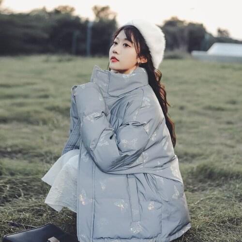 Winter New Down Padded Jacket Fashion Woman Lightweight Warm White Duck Down Jacket Butterfly Print Temperament Slim Fairy Coat