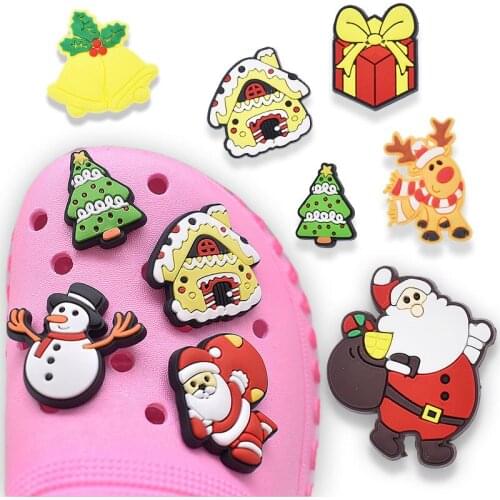 10pcs PVC X-mas Series Cartoon Shoe Charms Accessories Croc Shoe Buckle Decorations Wrisband Ormaments fit Party Kids Gift