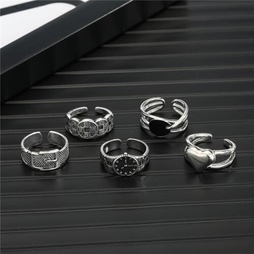 1PC Punk Creative Hollow Round Coin Heart Ring For Women Men Vintage Hiphop Personality Wristwatch Open Finger Ring Jewelry R206