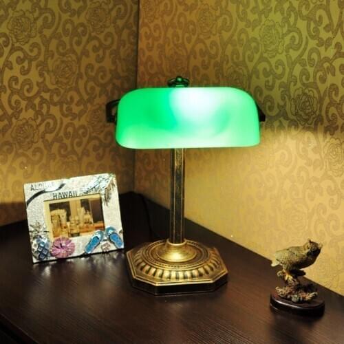 ODIFF lamp Chiang kai-shek shooting the film and television props green old nostalgic old desk lamp of the republic of China