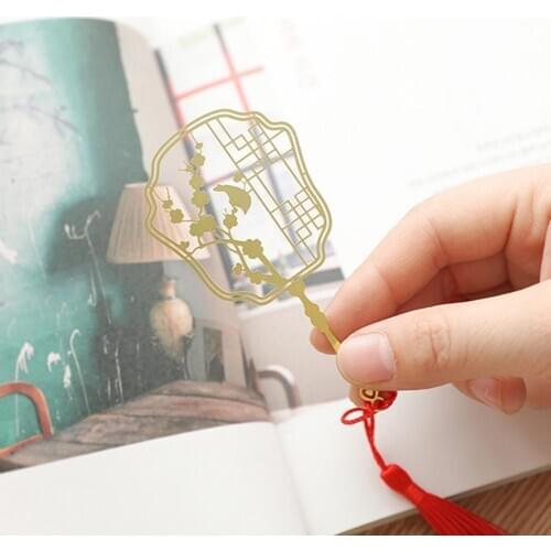 2Pcs Tassel Creative Metal Hollow Bookmark Classical Chinese Style Art Gift