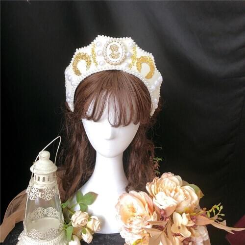 Pretty Women Renaissance Headpiece Medieval Royal French Hood LARP Coronet