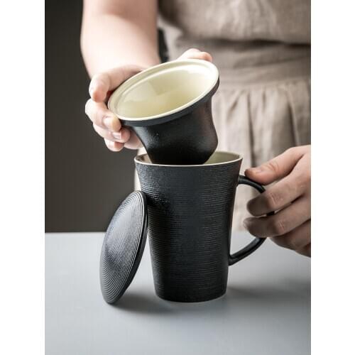 Creative Japanese-style ceramic mug Mug with lid Tea water separation Office tea cup