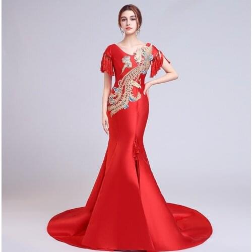 Red Embroidery Cheongsam Elegant Oriental Style Evening Dress Long Traditional Chinese Wedding Gown Qipao Dresses Qi Pao Women