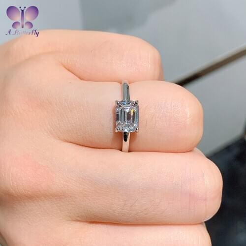 925 Sterling Silver Wedding Ring Emerald Cut High Carbon Simulation Diamond Ring Simple Fashion Classic Engagement ring