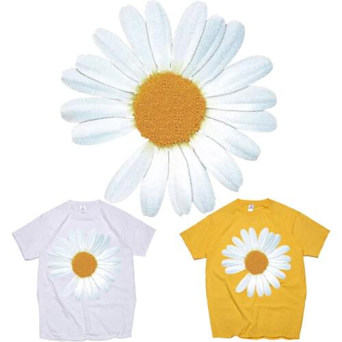 Flower Patch Iron-on Transfers for Clothing Thermoadhesive Patches for Jackets Diy Daisy Stickers Thermal Clothes Applique Dress